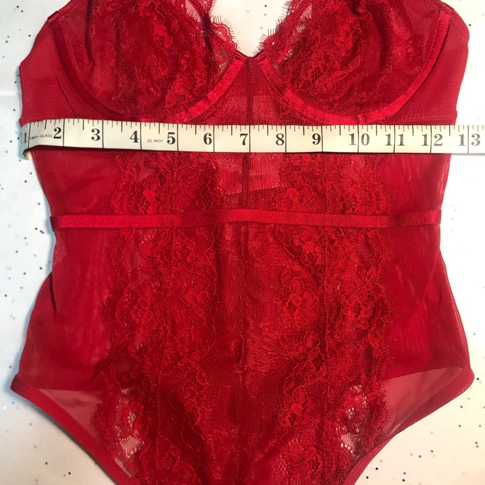 Red lace bodysuit❤️ - Picture 6 of 8